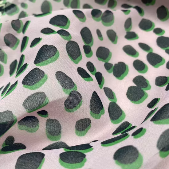 Tn Textile Poly Tessuto di raso composito Stampa leopardata per abiti da donna